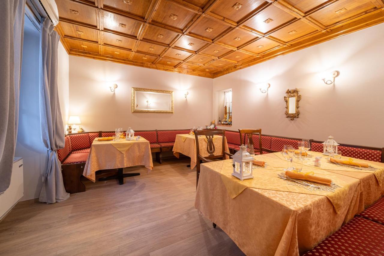 Borgo Dei Poeti Romantik Hotel Manerba del Garda Zewnętrze zdjęcie