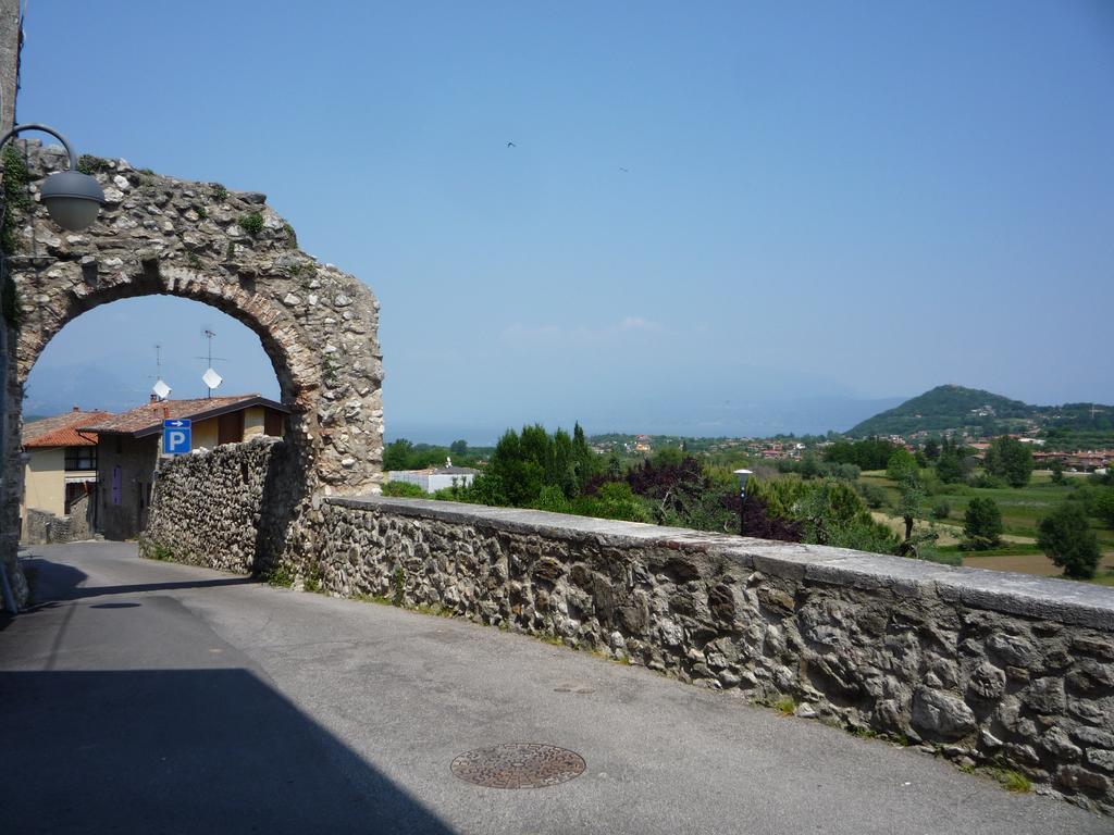 Borgo Dei Poeti Romantik Hotel Manerba del Garda Zewnętrze zdjęcie