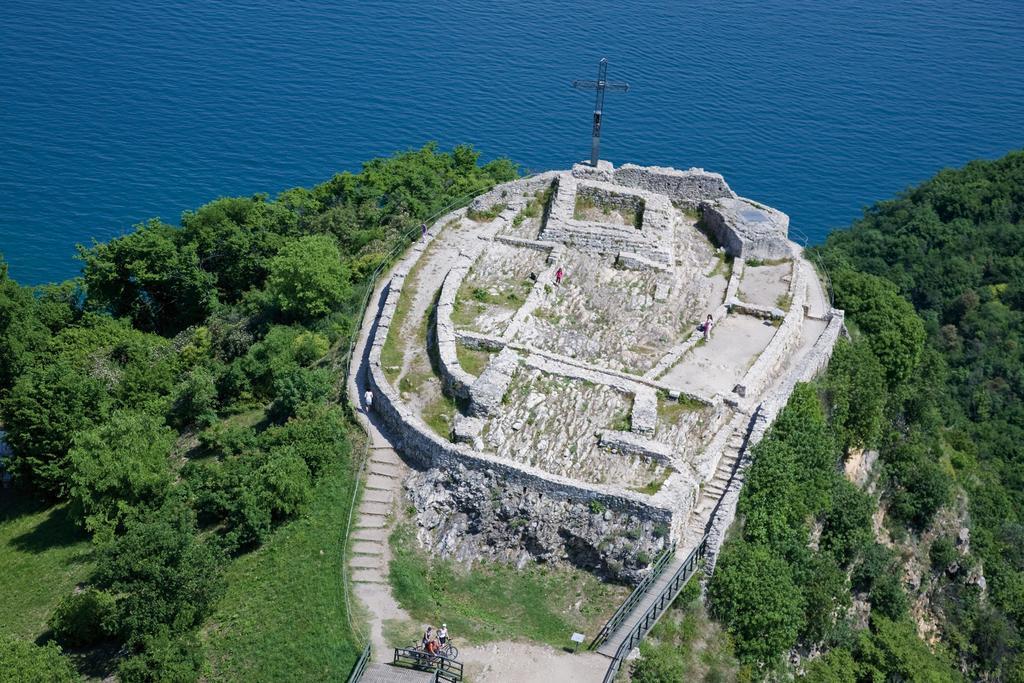 Borgo Dei Poeti Romantik Hotel Manerba del Garda Zewnętrze zdjęcie