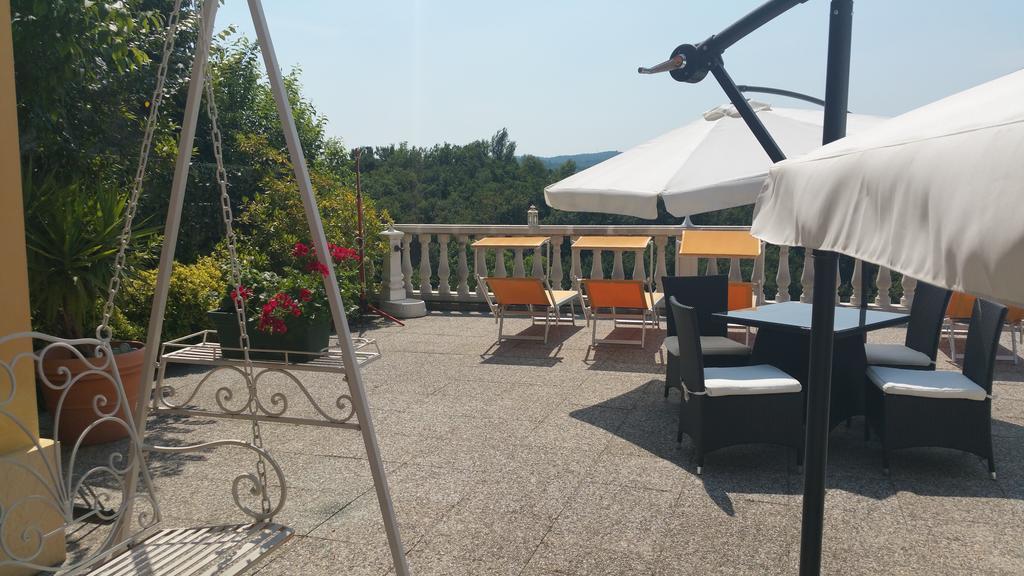 Borgo Dei Poeti Romantik Hotel Manerba del Garda Zewnętrze zdjęcie